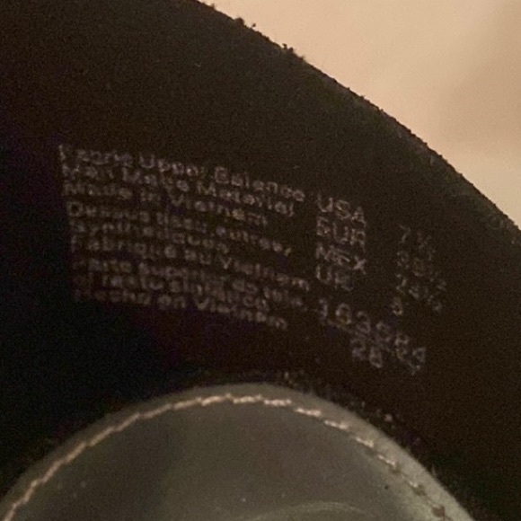 Strappy high heels - Picture 5 of 5